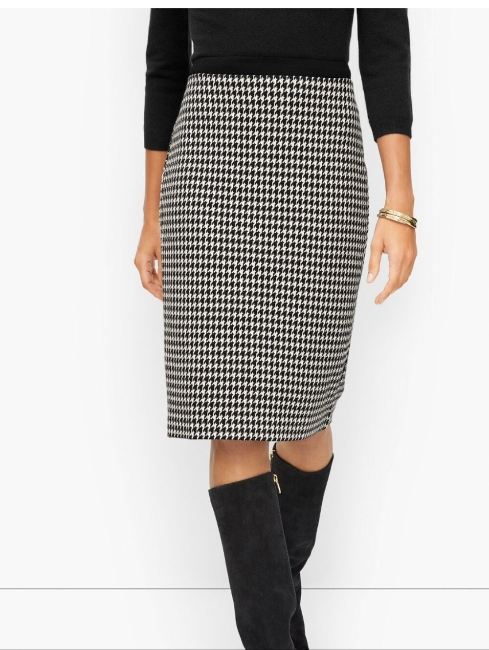 Houndstooth Pencil Skirt in Black and White